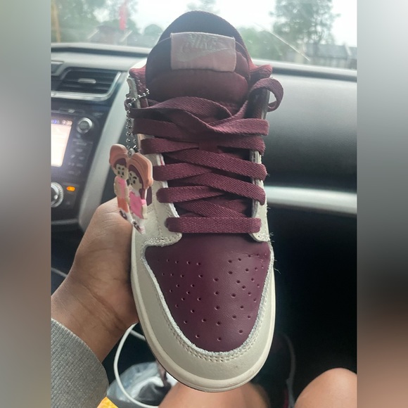 Dunks - Picture 4 of 5